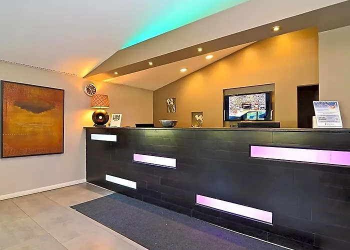 Lexington & Suites-elgin Elgin